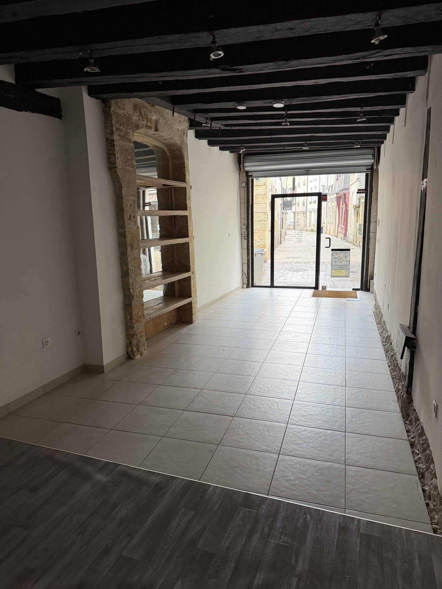 Local commercial en plein coeur du Vieux-Tours