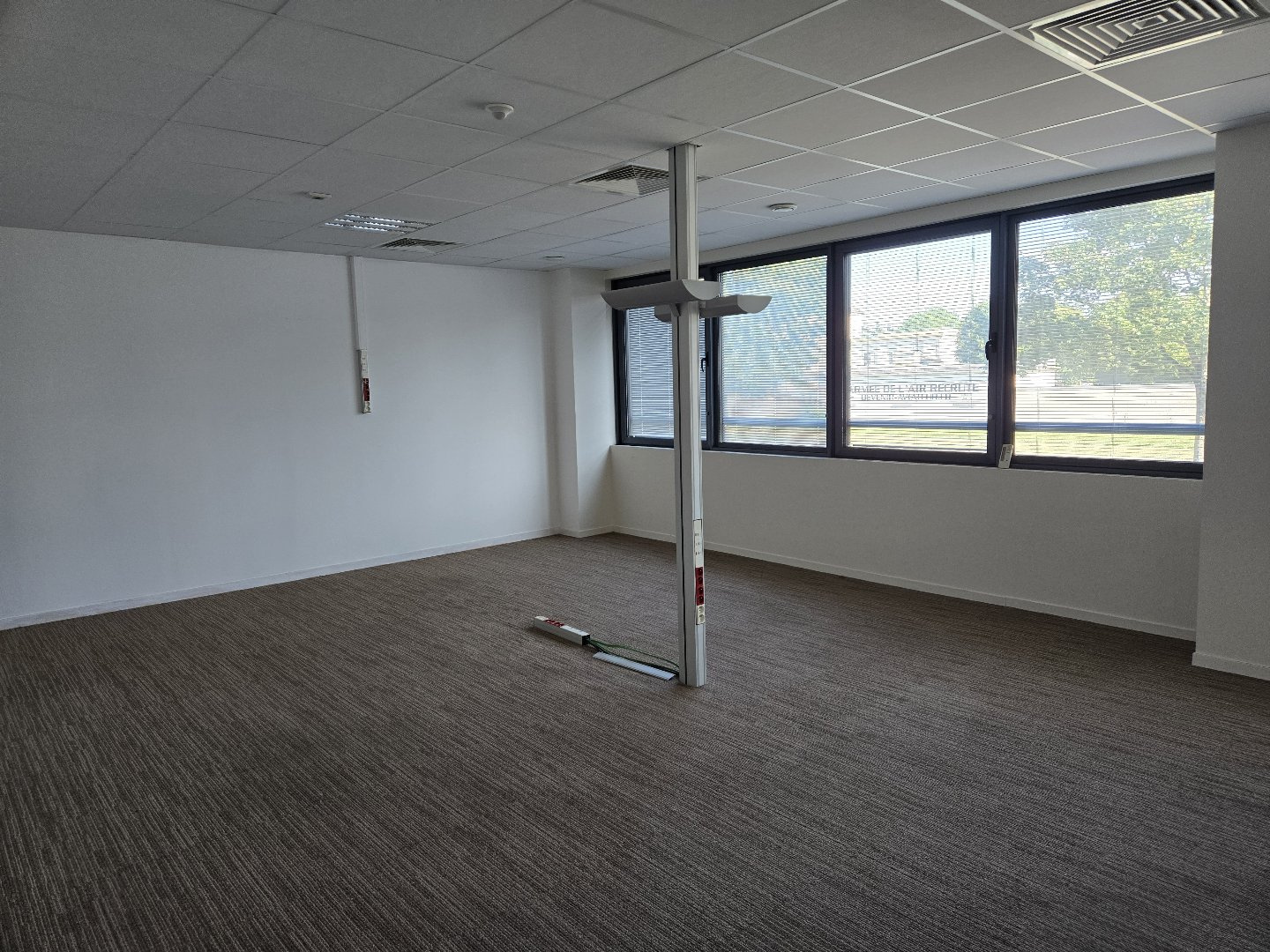 Bureau Tours – photo 3