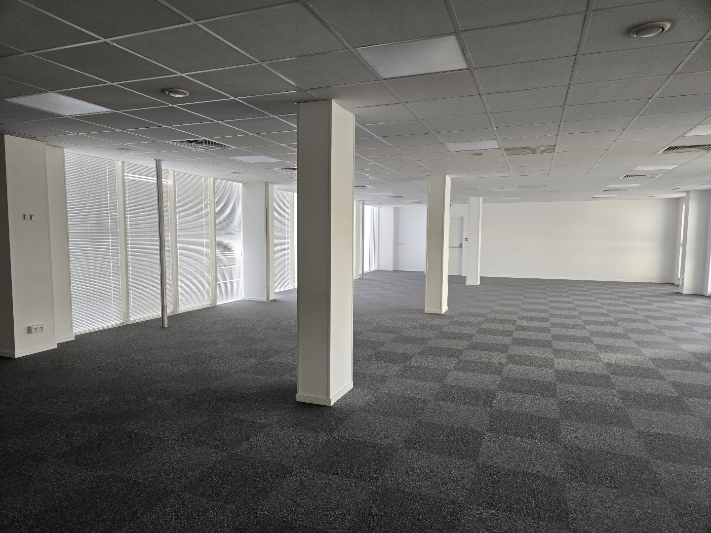 Bureau Tours – photo 2