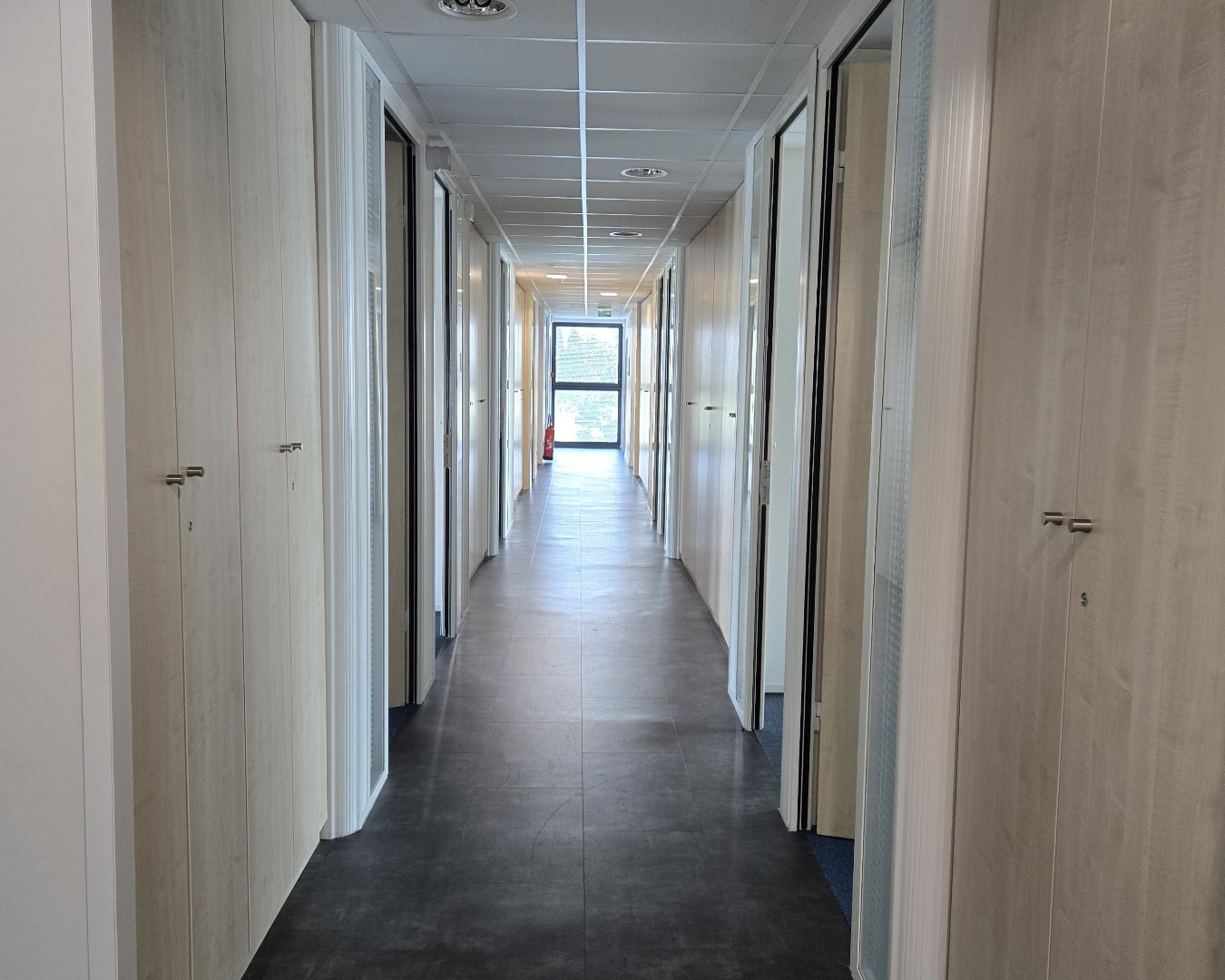 A louer - bureaux de 480 m2 - Tours Nord